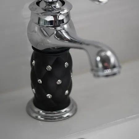 Paula Πανσιόν 3*